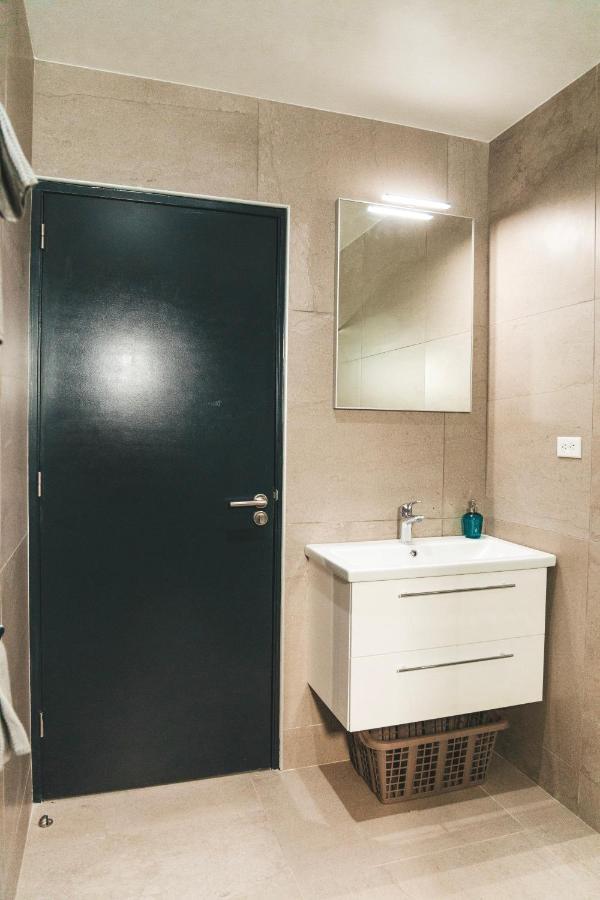 Gray Door Apartments - Adults Only パームビーチ エクステリア 写真