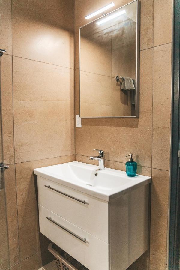 Gray Door Apartments - Adults Only パームビーチ エクステリア 写真