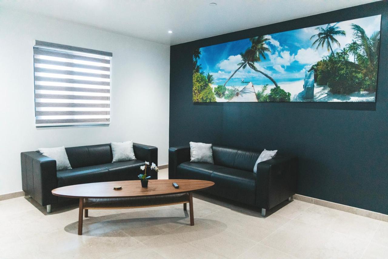 Gray Door Apartments - Adults Only パームビーチ エクステリア 写真