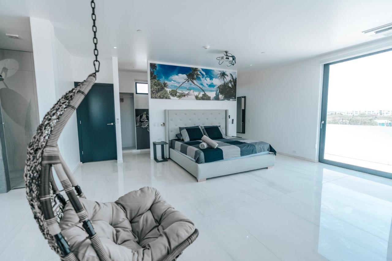 Gray Door Apartments - Adults Only パームビーチ エクステリア 写真