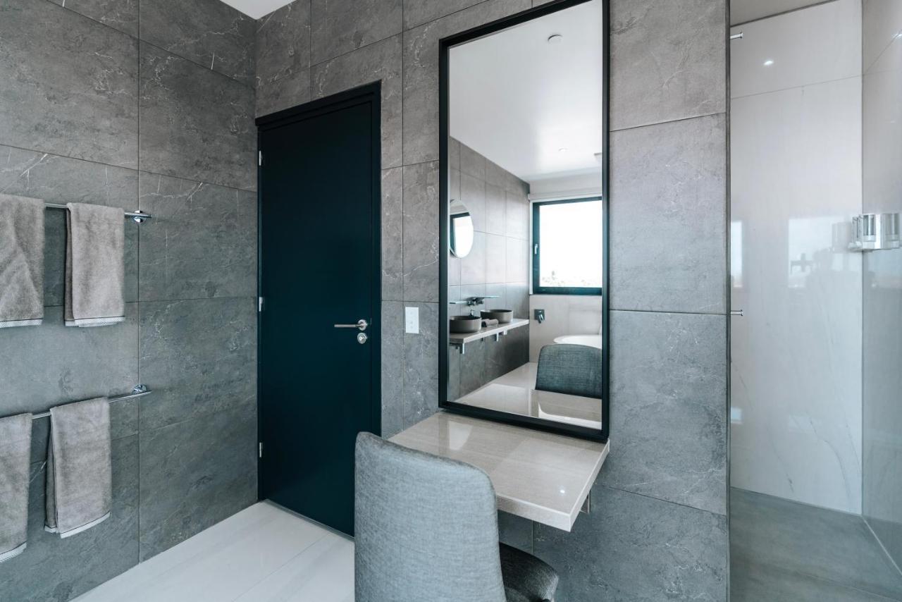 Gray Door Apartments - Adults Only パームビーチ エクステリア 写真