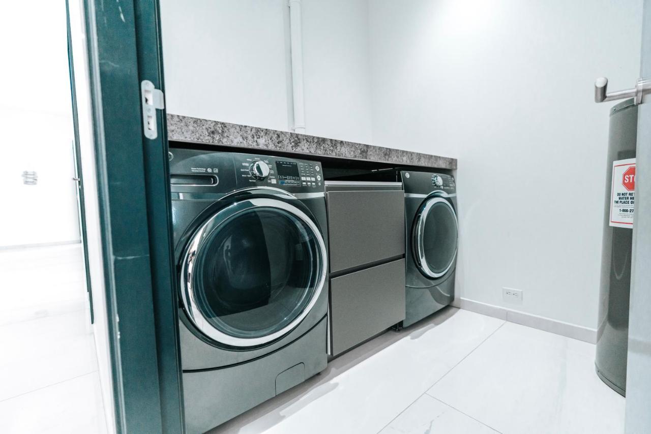 Gray Door Apartments - Adults Only パームビーチ エクステリア 写真